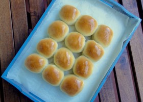 Lion House Dinner Rolls